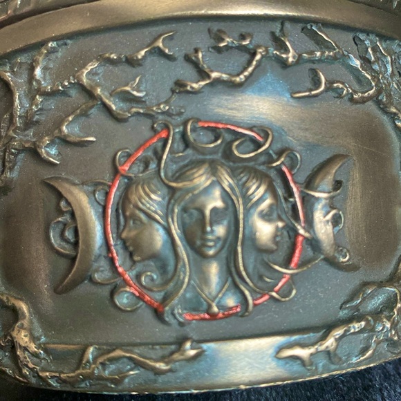 Triple Moon Goddess Witch Wolf Trinket Prayer box container - Picture 8 of 10